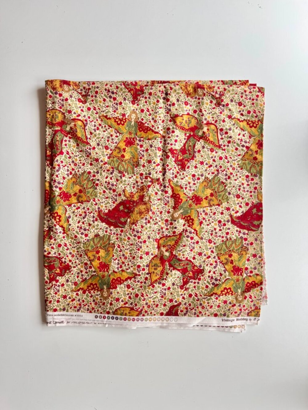 APRIL CORNELL x MODA Vintage Holiday Floral Angel Print Cotton Fabric, 3.8 Yards